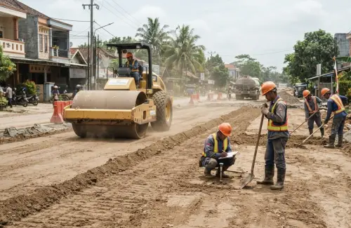 Tahapan pengaspalan jalan pada proses pemadatan tanah dasar
